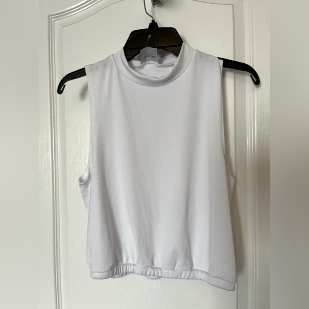NWT white Olivia Rae top.